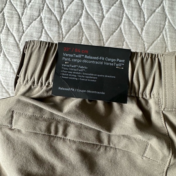 Stretch Cotton VersaTwill Relaxed-Fit Cargo Pants - Picture 4 of 6